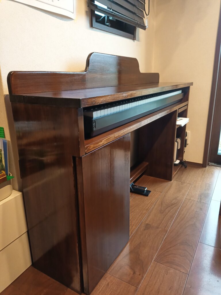 DIY
電子ピアノ台
